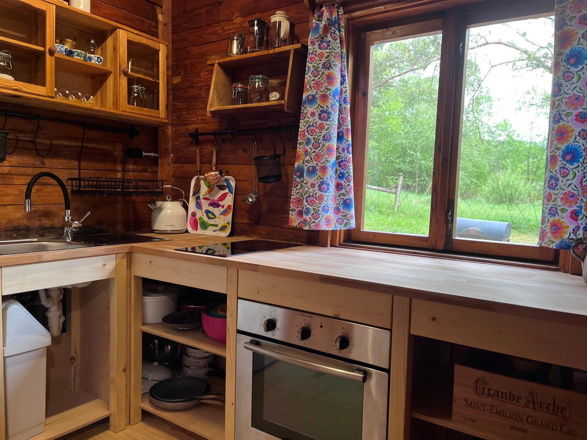 Drewniany Domek Bb Nad Rzeka Powrożnik エクステリア 写真