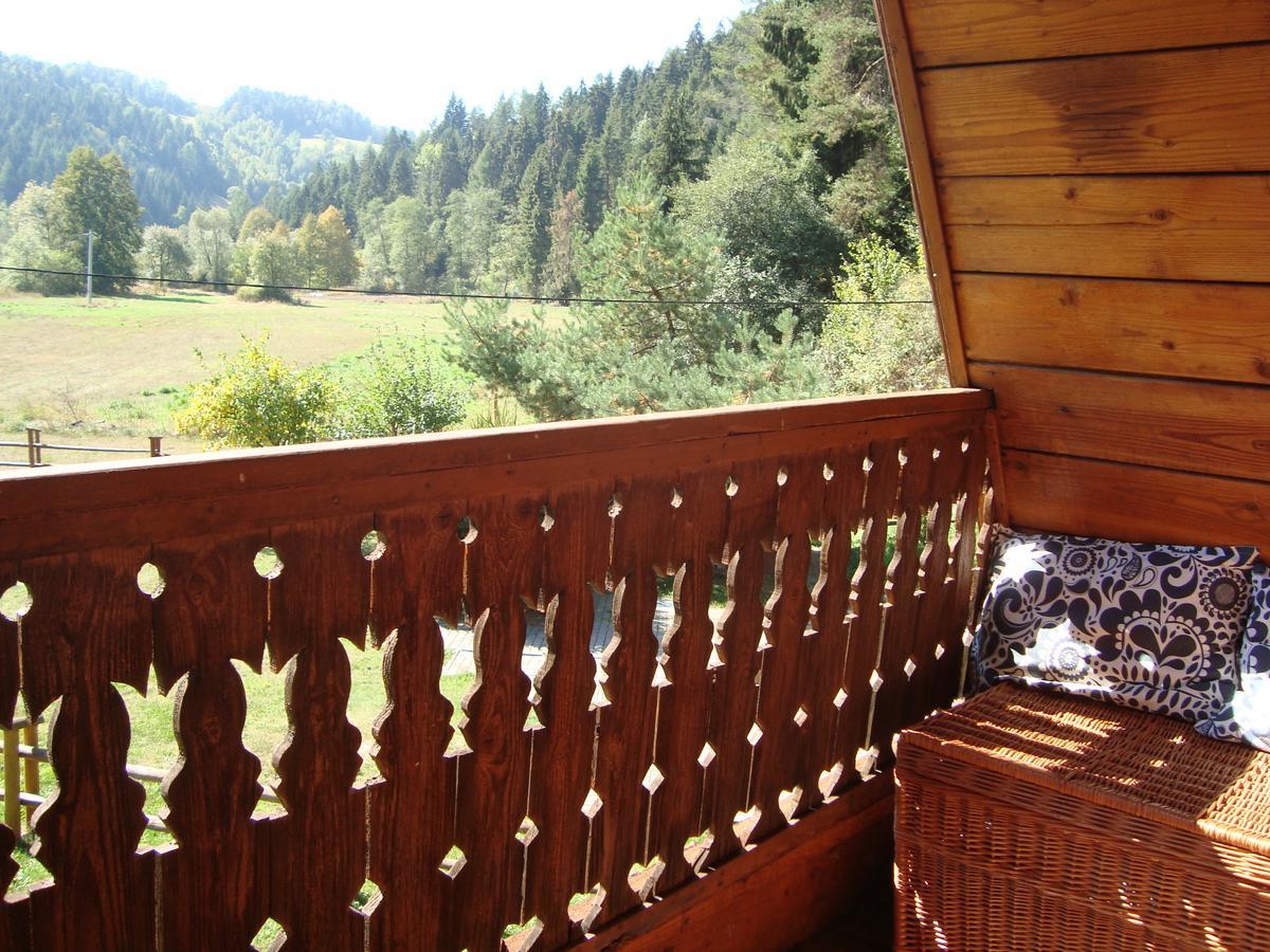Drewniany Domek Bb Nad Rzeka Powrożnik エクステリア 写真